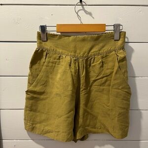 High-Waisted Mustard Shorts – Cokluch – XS